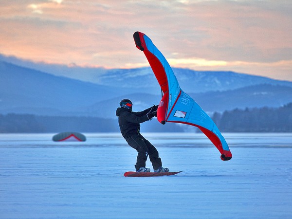 Kite wing